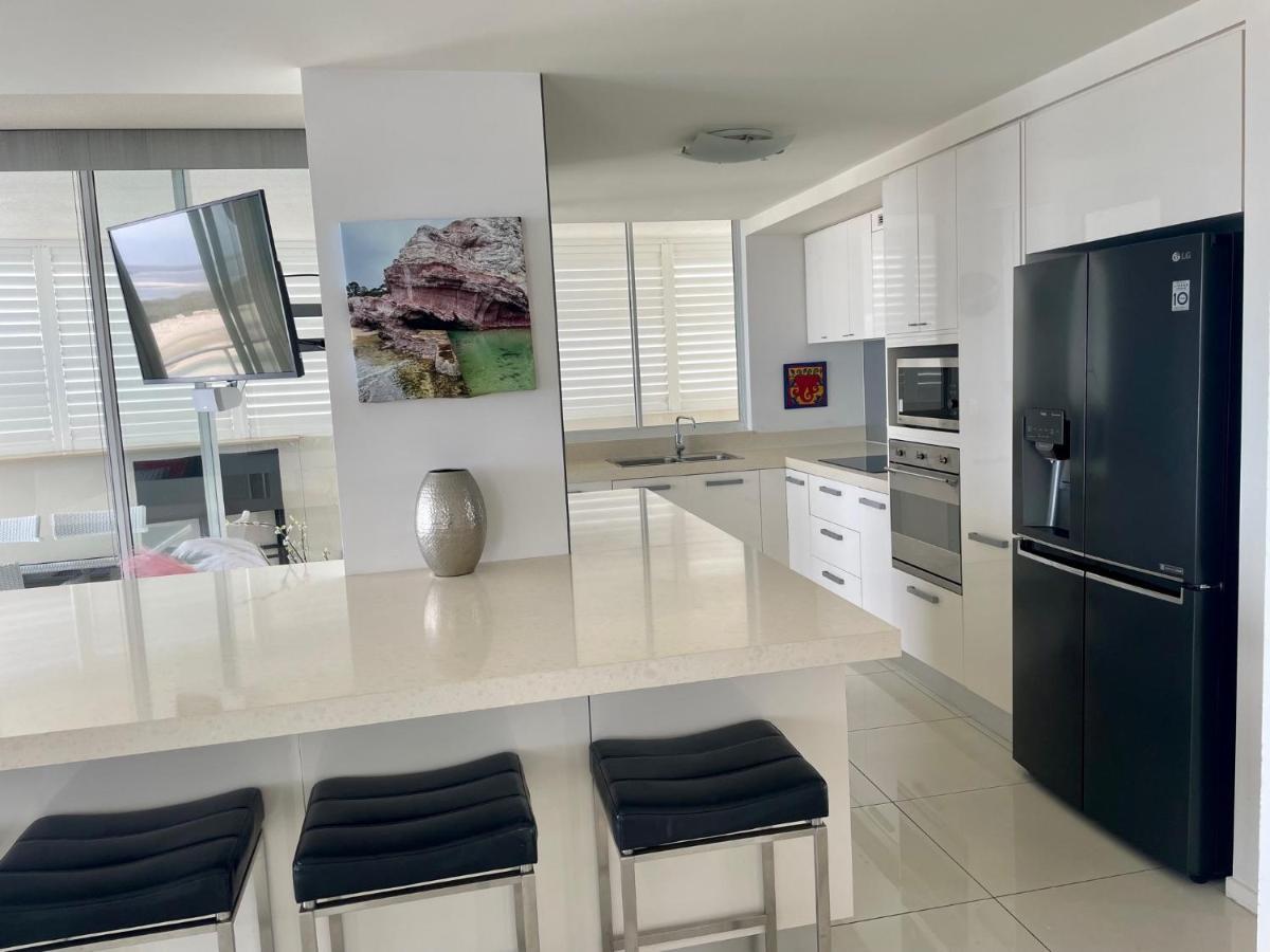 Aspect Caloundra Aparthotel Екстериор снимка