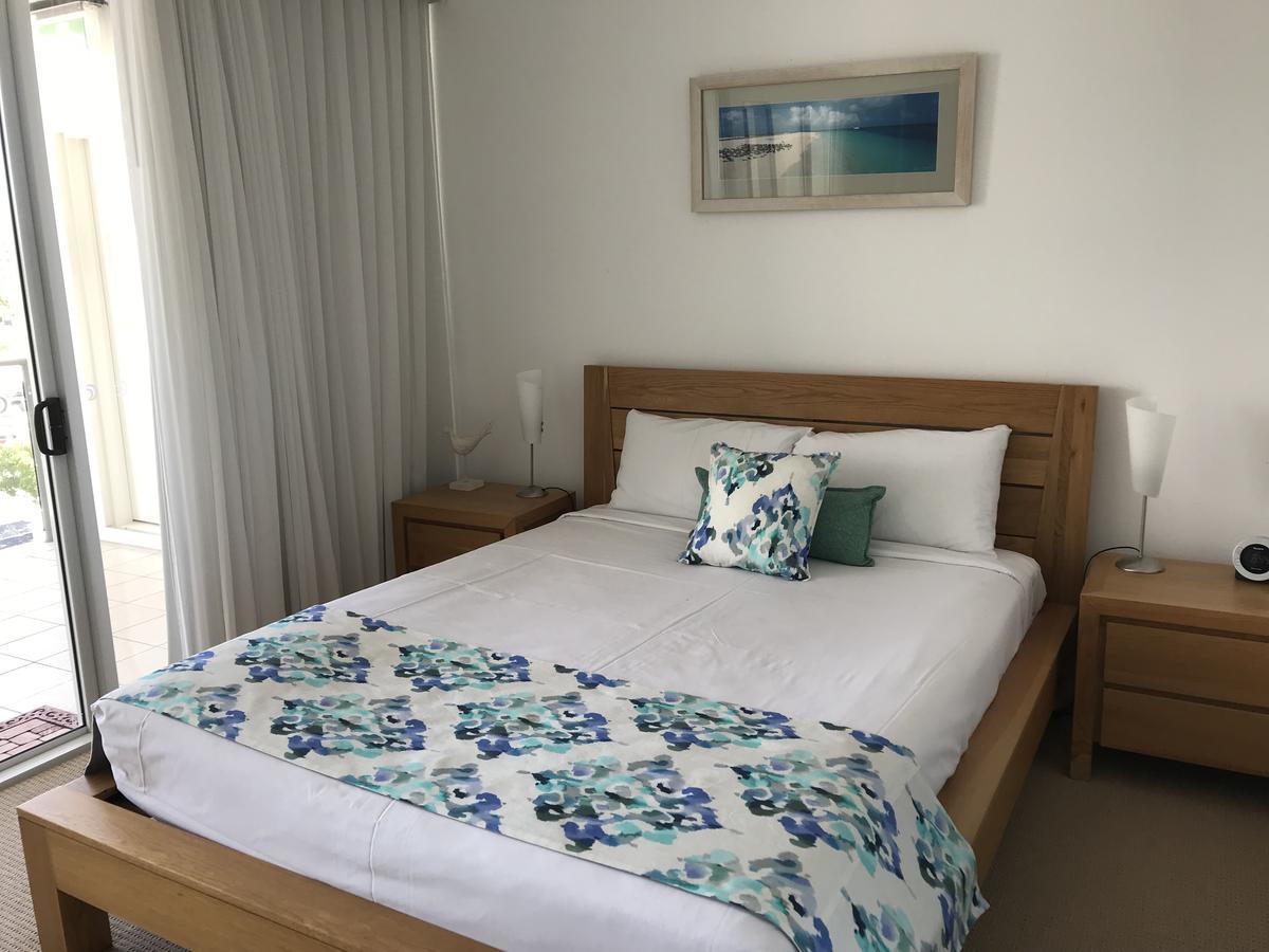 Aspect Caloundra Aparthotel Екстериор снимка